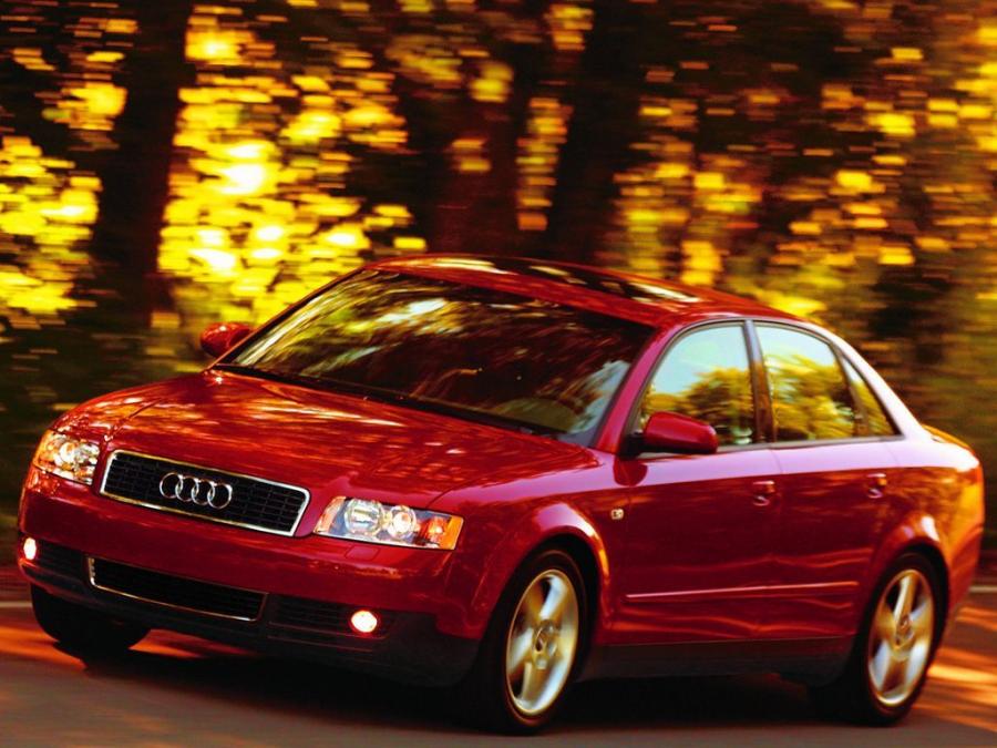  Audi A4 Sedan (B6,8E) 2000 года  (NA) (фото 9 из 14)